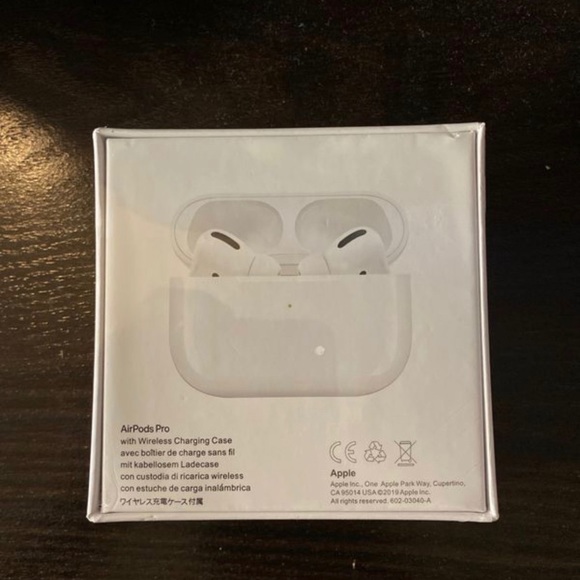 Air pod pros - Picture 2 of 5